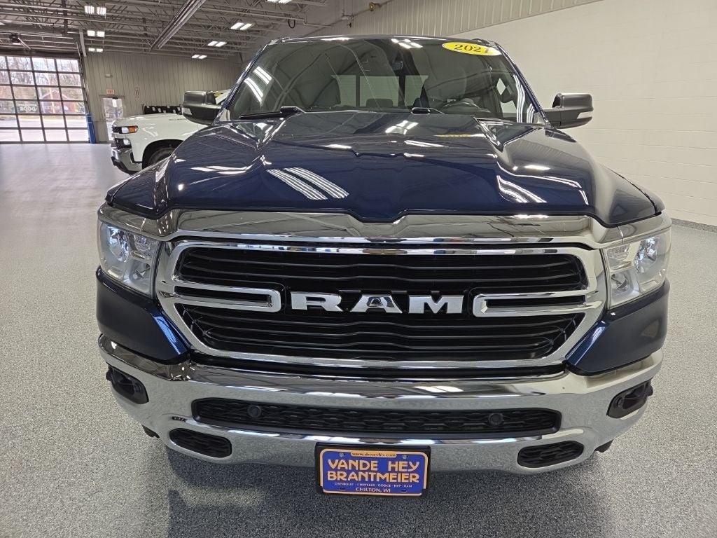 2021 RAM 1500 Big Horn Quad Cab 4x4 6'4' Box