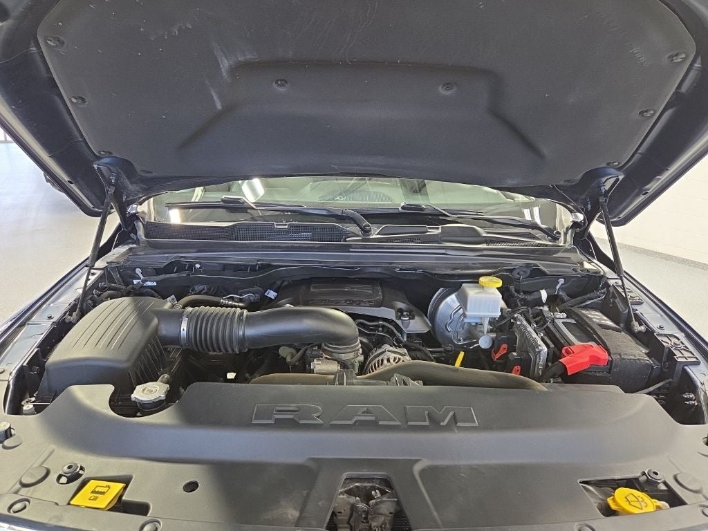 2021 RAM 1500 Big Horn Quad Cab 4x4 6'4' Box