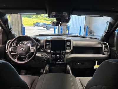 2026 RAM 1500 RAM 1500 EXPRESS QUAD CAB 4X4 6'4' BOX