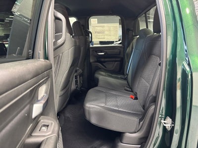 2026 RAM 1500 RAM 1500 EXPRESS QUAD CAB 4X4 6'4' BOX