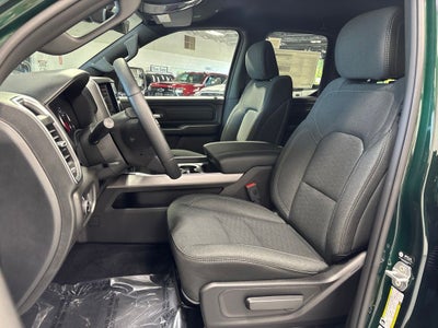 2026 RAM 1500 RAM 1500 EXPRESS QUAD CAB 4X4 6'4' BOX