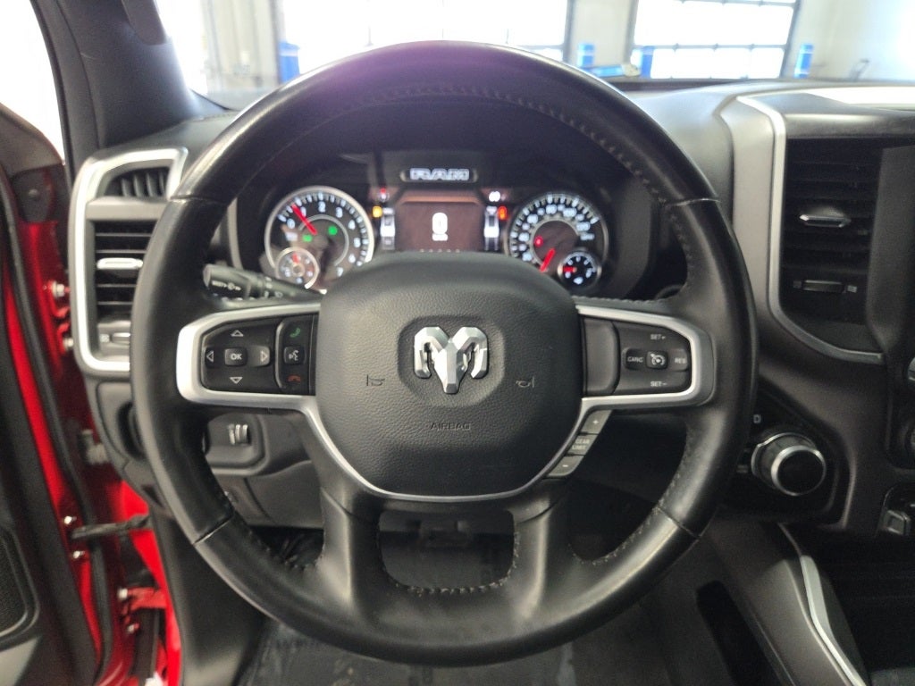 2022 RAM 1500 Big Horn Crew Cab 4x4 5'7' Box