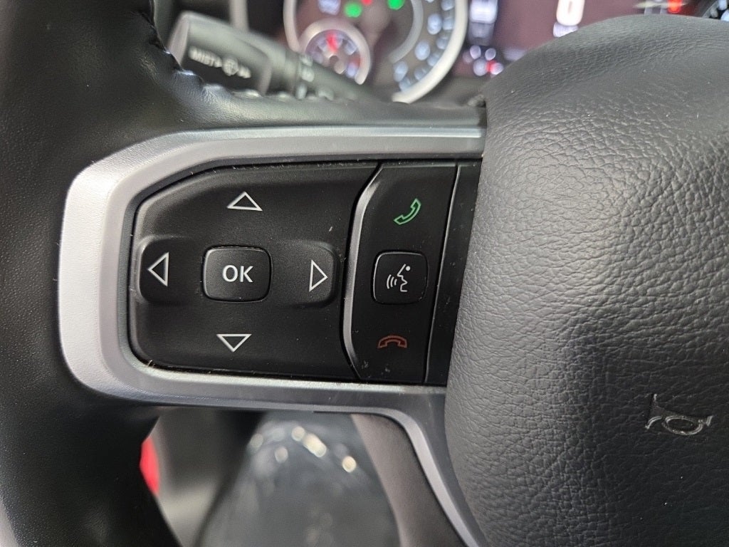 2022 RAM 1500 Big Horn Crew Cab 4x4 5'7' Box