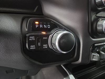 2022 RAM 1500 Big Horn Crew Cab 4x4 5'7' Box