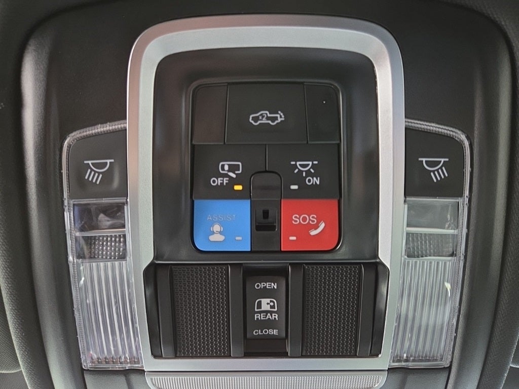 2026 RAM 1500 RAM 1500 BIG HORN CREW CAB 4X4 5'7' BOX