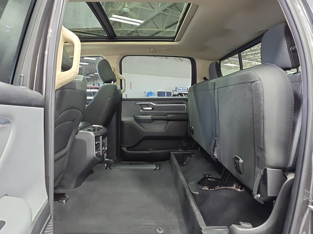 2019 RAM 1500 Big Horn/Lone Star Crew Cab 4x4 5'7' Box