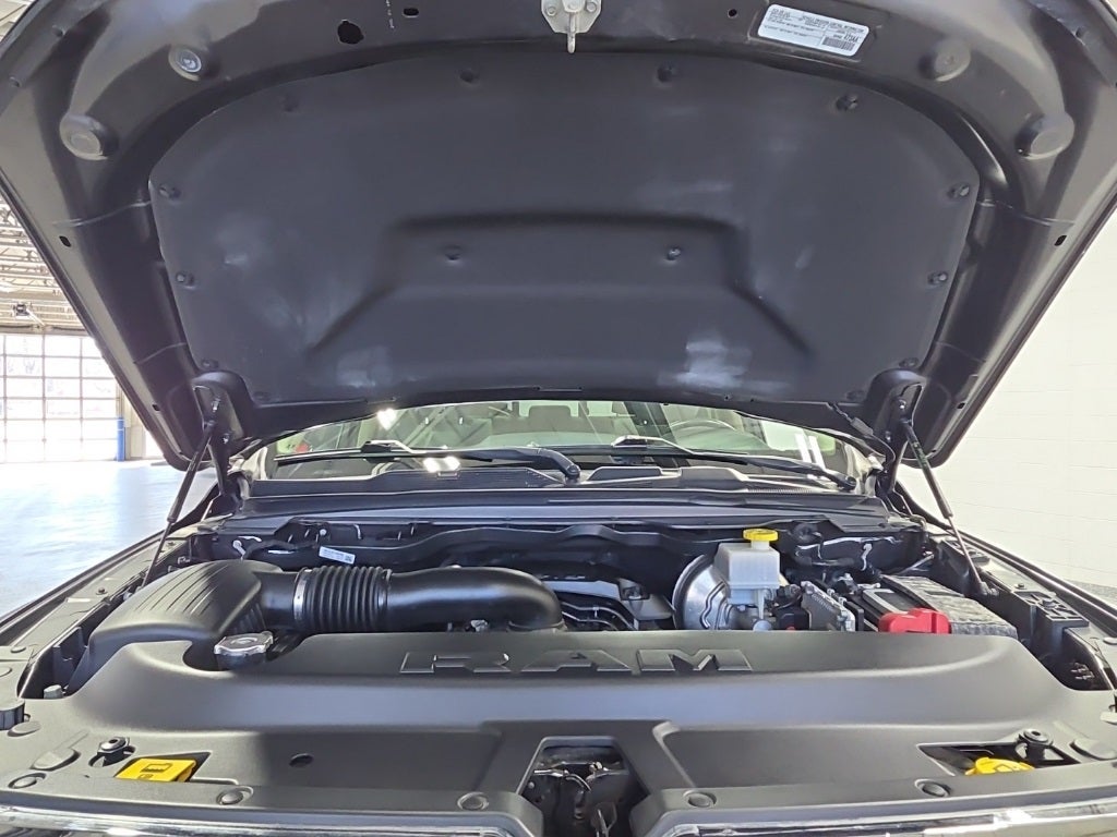 2019 RAM 1500 Big Horn/Lone Star Crew Cab 4x4 5'7' Box