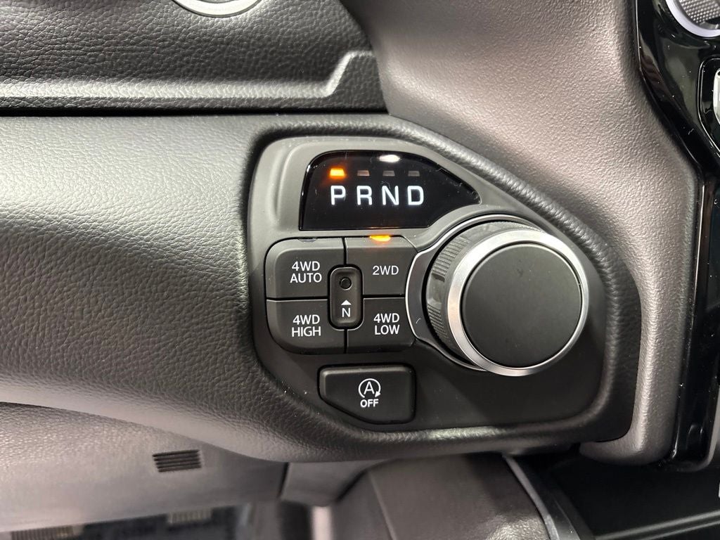 2027 RAM 1500 RAM 1500 BIG HORN CREW CAB 4X4 5'7' BOX