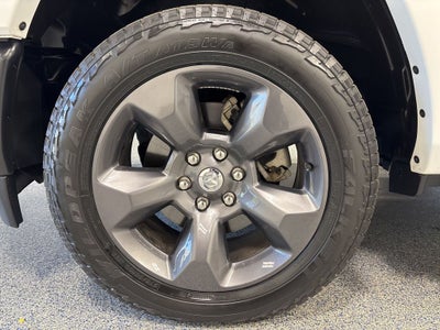 2023 RAM 1500 Big Horn Crew Cab 4x4 5'7' Box
