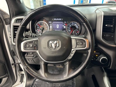 2020 RAM 1500 Big Horn Crew Cab 4x4 5'7' Box