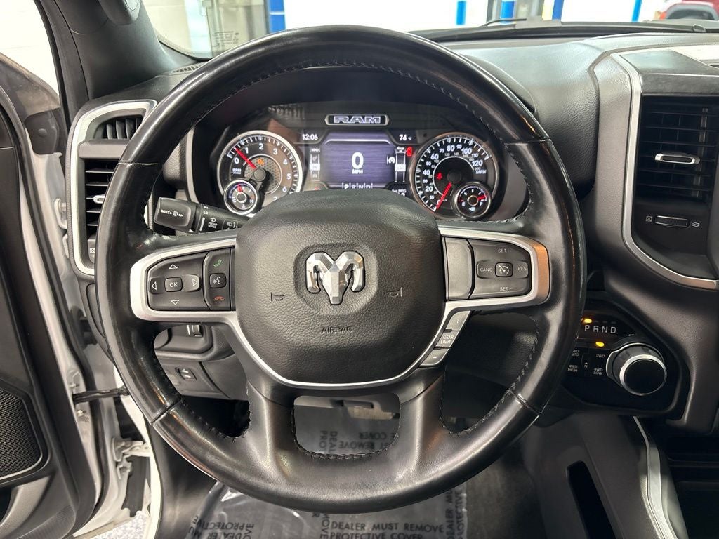 2020 RAM 1500 Big Horn Crew Cab 4x4 5'7' Box