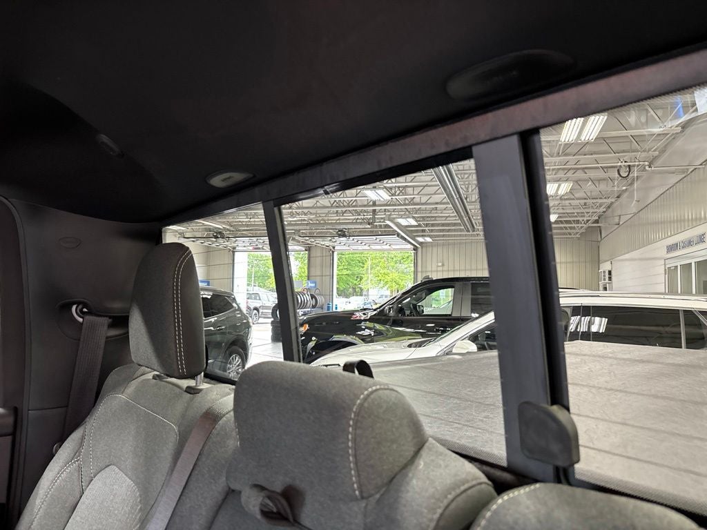 2020 RAM 1500 Big Horn Crew Cab 4x4 5'7' Box