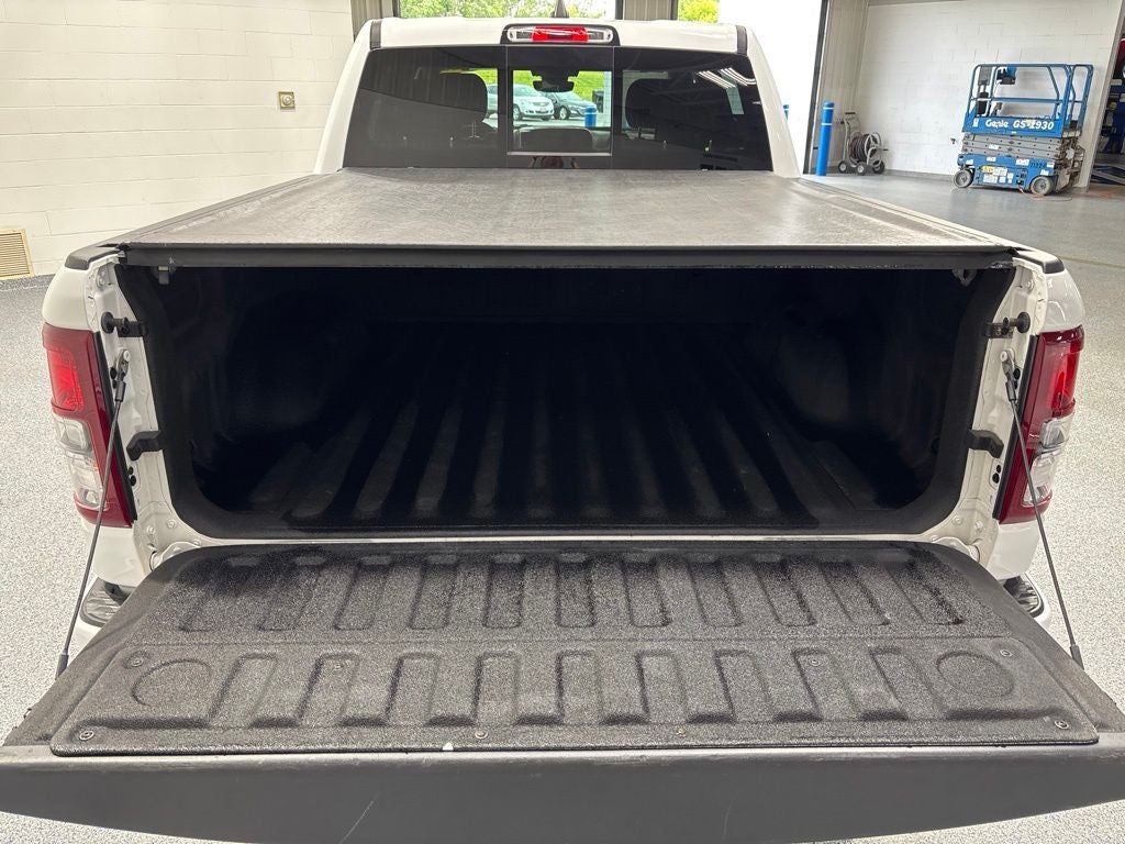 2020 RAM 1500 Big Horn Crew Cab 4x4 5'7' Box