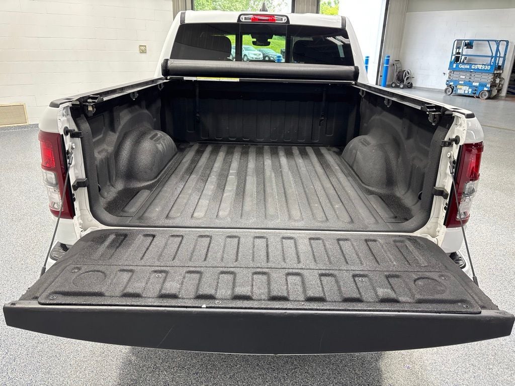 2020 RAM 1500 Big Horn Crew Cab 4x4 5'7' Box