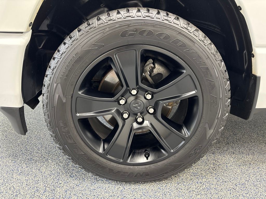 2020 RAM 1500 Big Horn Crew Cab 4x4 5'7' Box