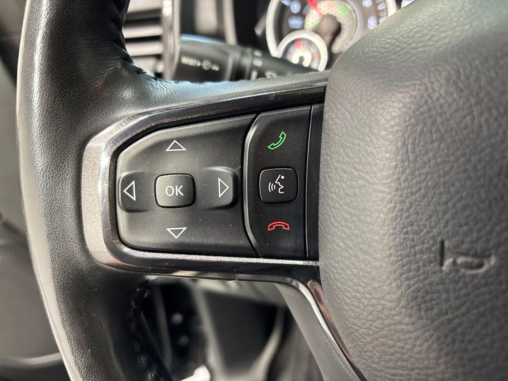 2020 RAM 1500 Big Horn Crew Cab 4x4 5'7' Box