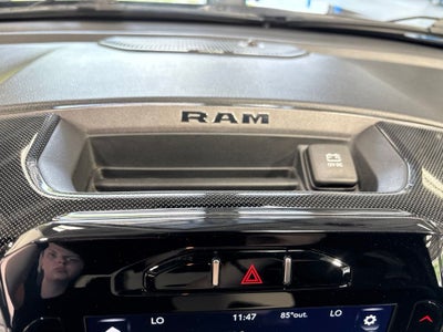 2020 RAM 1500 Big Horn Crew Cab 4x4 5'7' Box