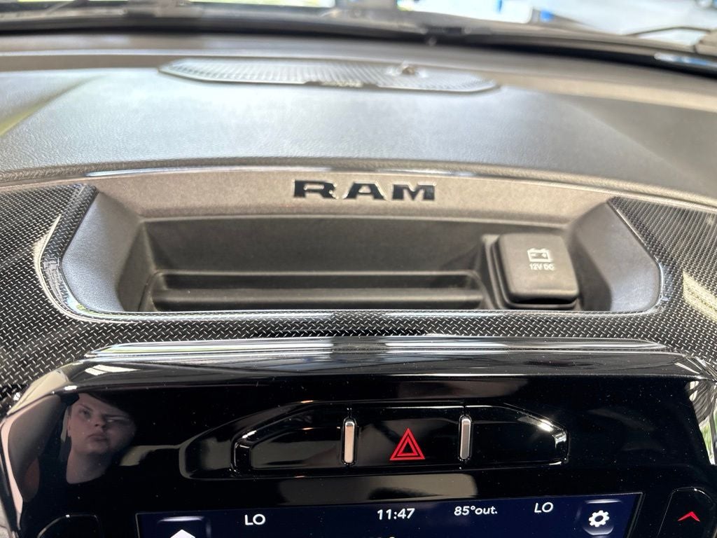 2020 RAM 1500 Big Horn Crew Cab 4x4 5'7' Box