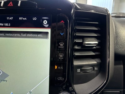 2020 RAM 1500 Big Horn Crew Cab 4x4 5'7' Box