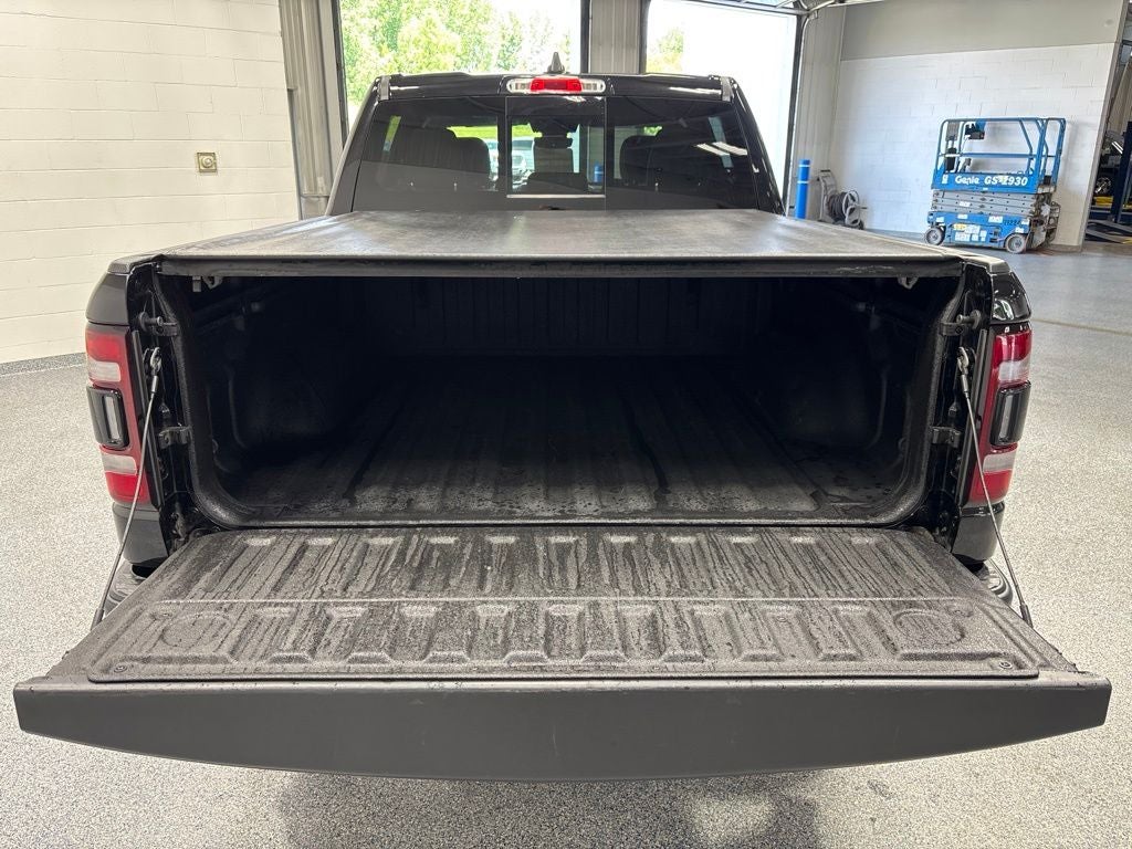 2020 RAM 1500 Big Horn Crew Cab 4x4 5'7' Box
