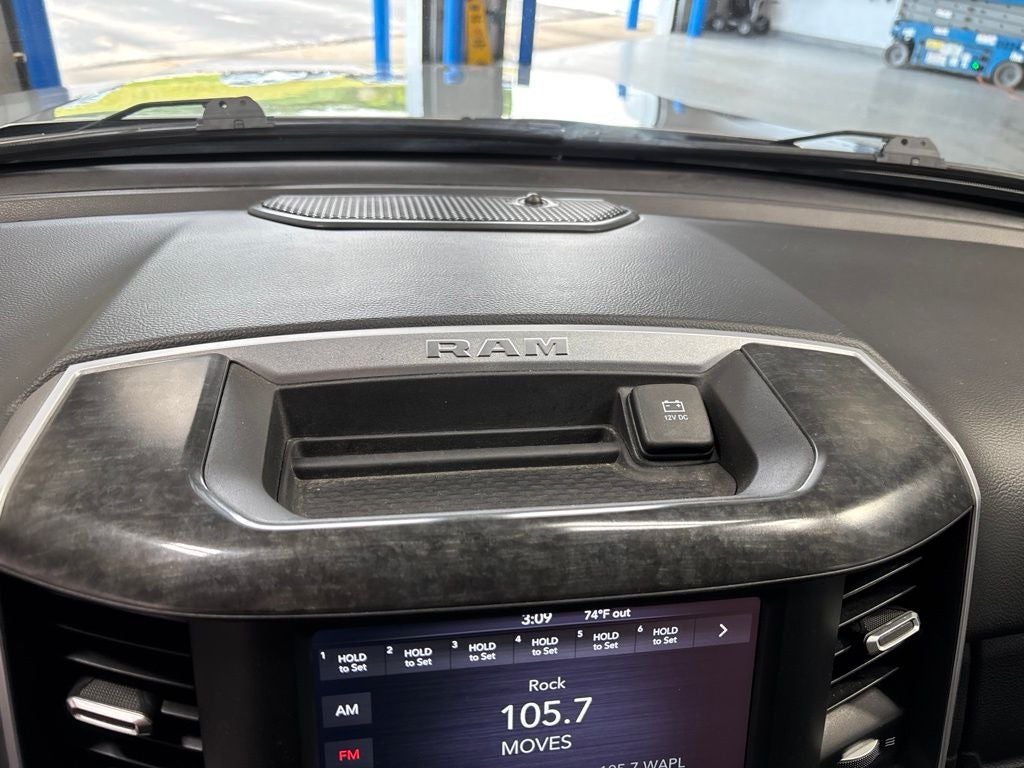2020 RAM 1500 Big Horn Crew Cab 4x4 5'7' Box