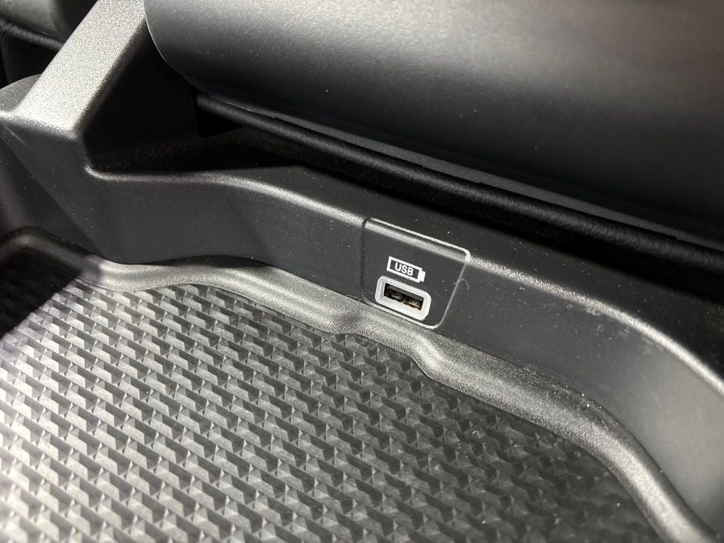 2020 RAM 1500 Big Horn Crew Cab 4x4 5'7' Box