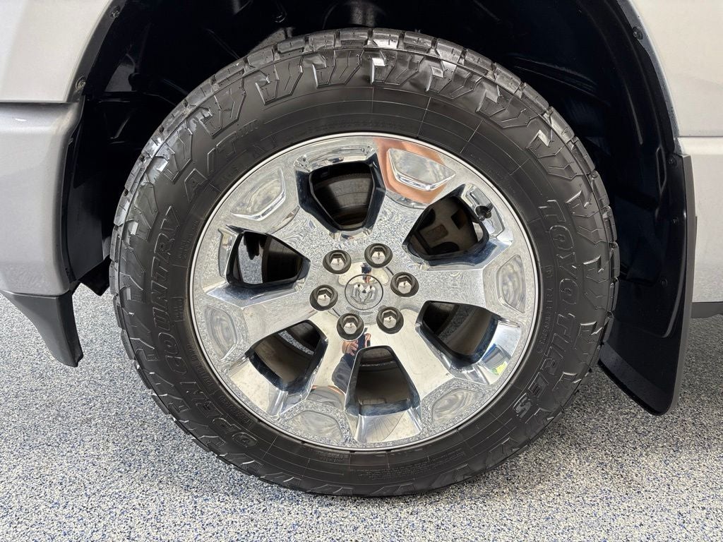 2020 RAM 1500 Big Horn Crew Cab 4x4 5'7' Box