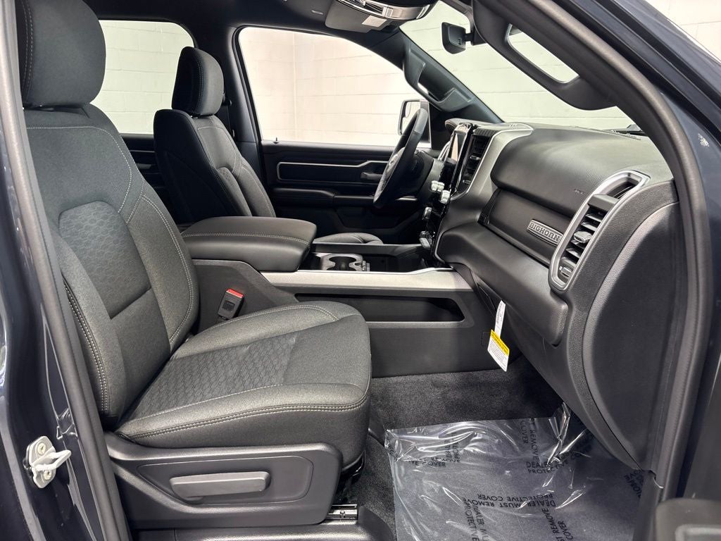 2027 RAM 1500 RAM 1500 BIG HORN CREW CAB 4X4 5'7' BOX