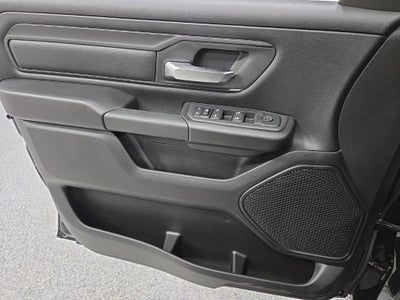 2026 RAM 1500 RAM 1500 WARLOCK CREW CAB 4X4 5'7' BOX