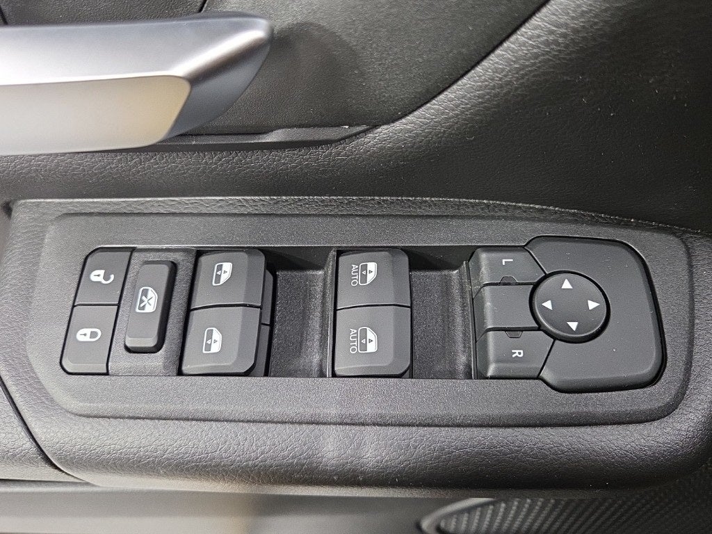 2026 RAM 1500 RAM 1500 WARLOCK CREW CAB 4X4 5'7' BOX