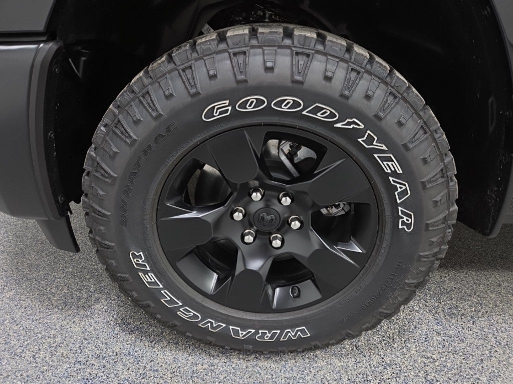 2026 RAM 1500 RAM 1500 WARLOCK CREW CAB 4X4 5'7' BOX