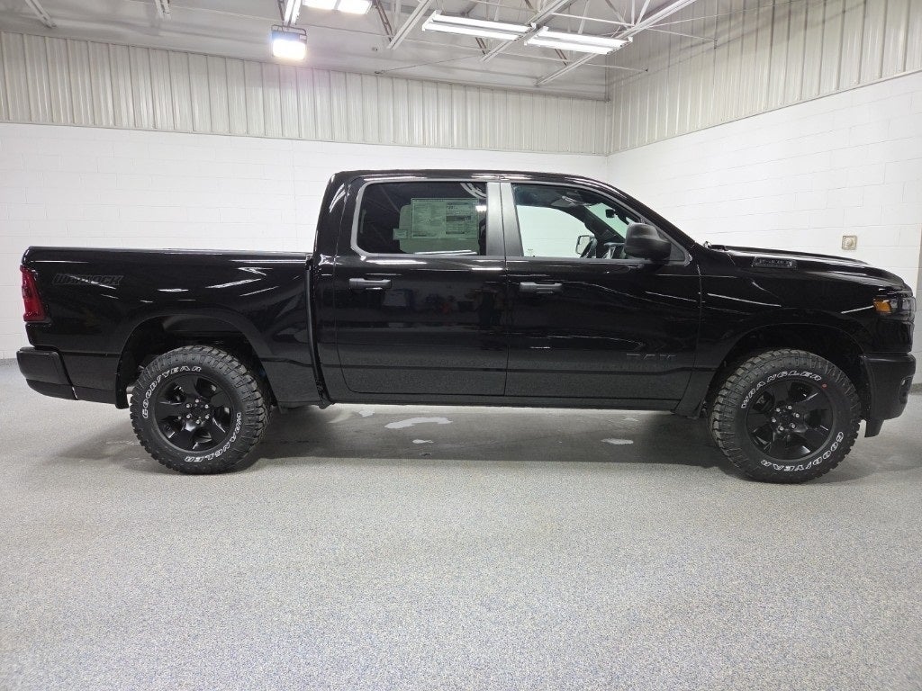 2026 RAM 1500 RAM 1500 WARLOCK CREW CAB 4X4 5'7' BOX