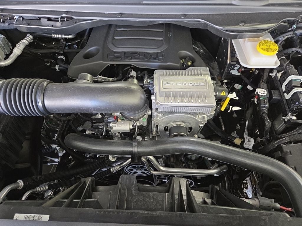 2026 RAM 1500 RAM 1500 LARAMIE CREW CAB 4X4 5'7' BOX