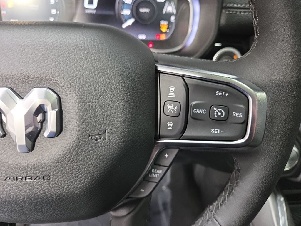 2026 RAM 1500 RAM 1500 LARAMIE CREW CAB 4X4 5'7' BOX