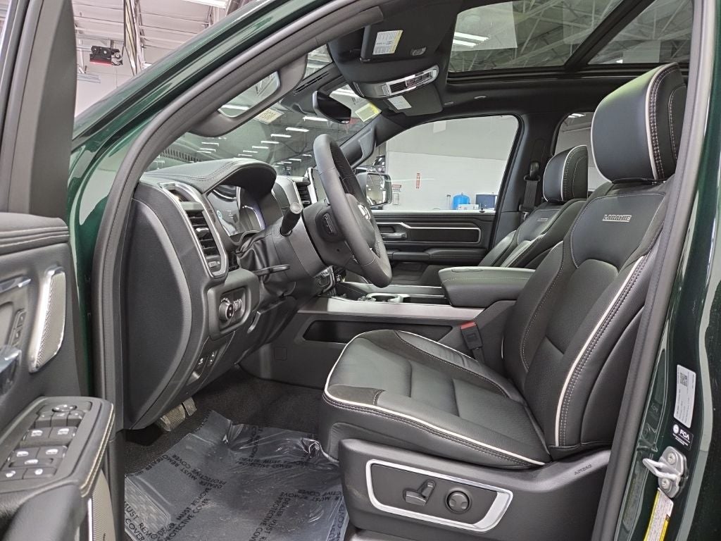 2026 RAM 1500 RAM 1500 LARAMIE CREW CAB 4X4 5'7' BOX