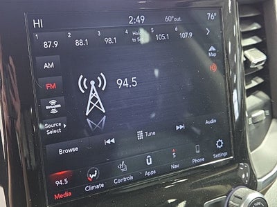 2021 RAM 1500 Laramie Crew Cab 4x4 5'7' Box