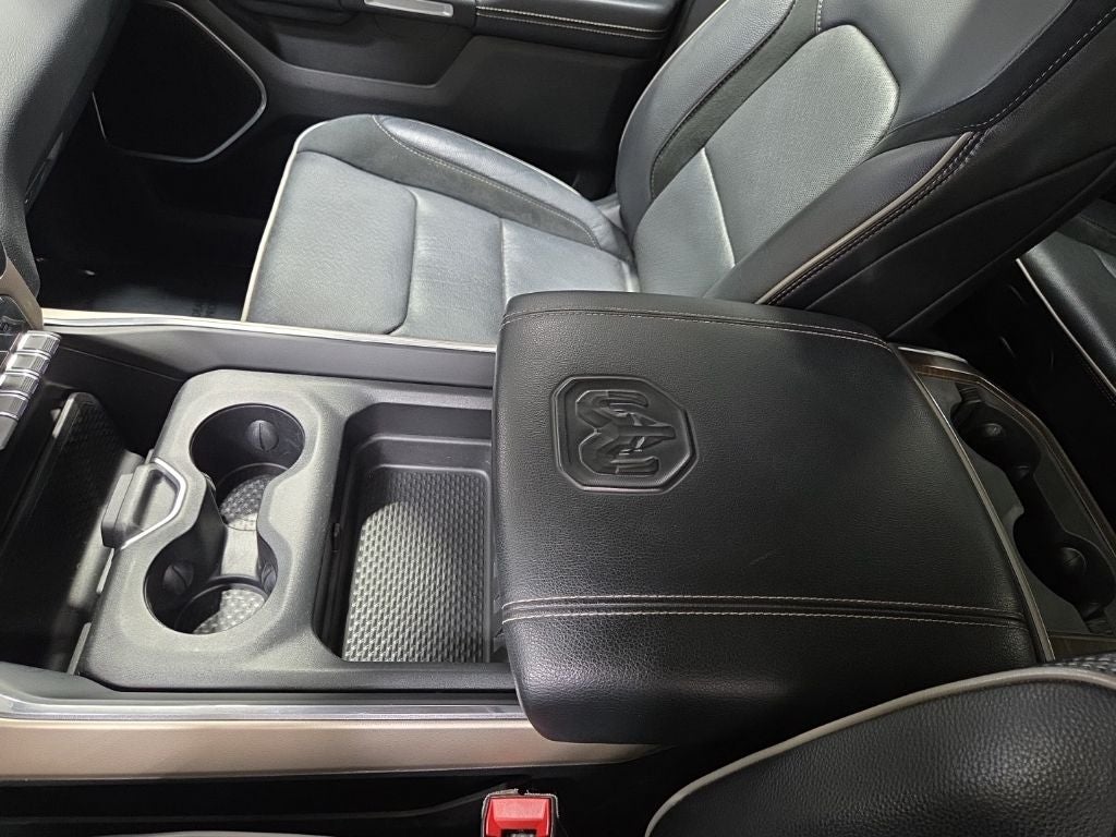 2021 RAM 1500 Laramie Crew Cab 4x4 5'7' Box