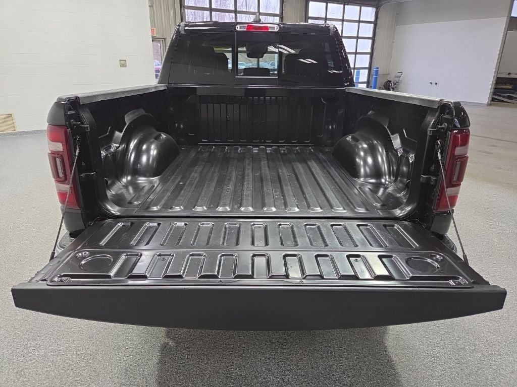 2021 RAM 1500 Laramie Crew Cab 4x4 5'7' Box