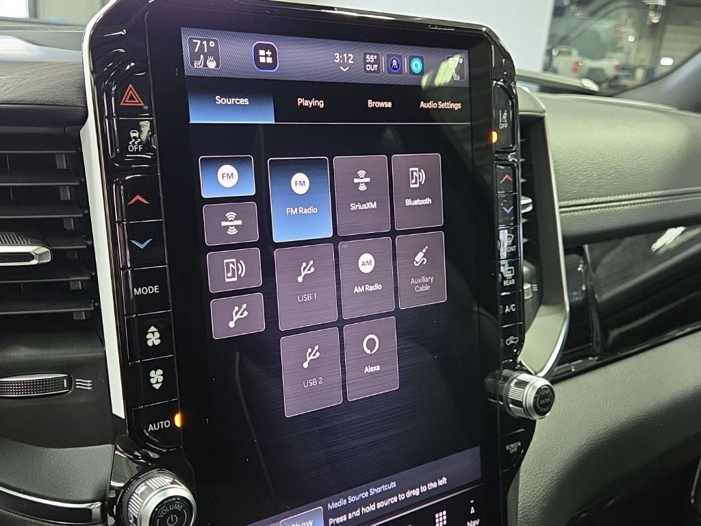 2026 RAM 1500 RAM 1500 LARAMIE CREW CAB 4X4 5'7' BOX