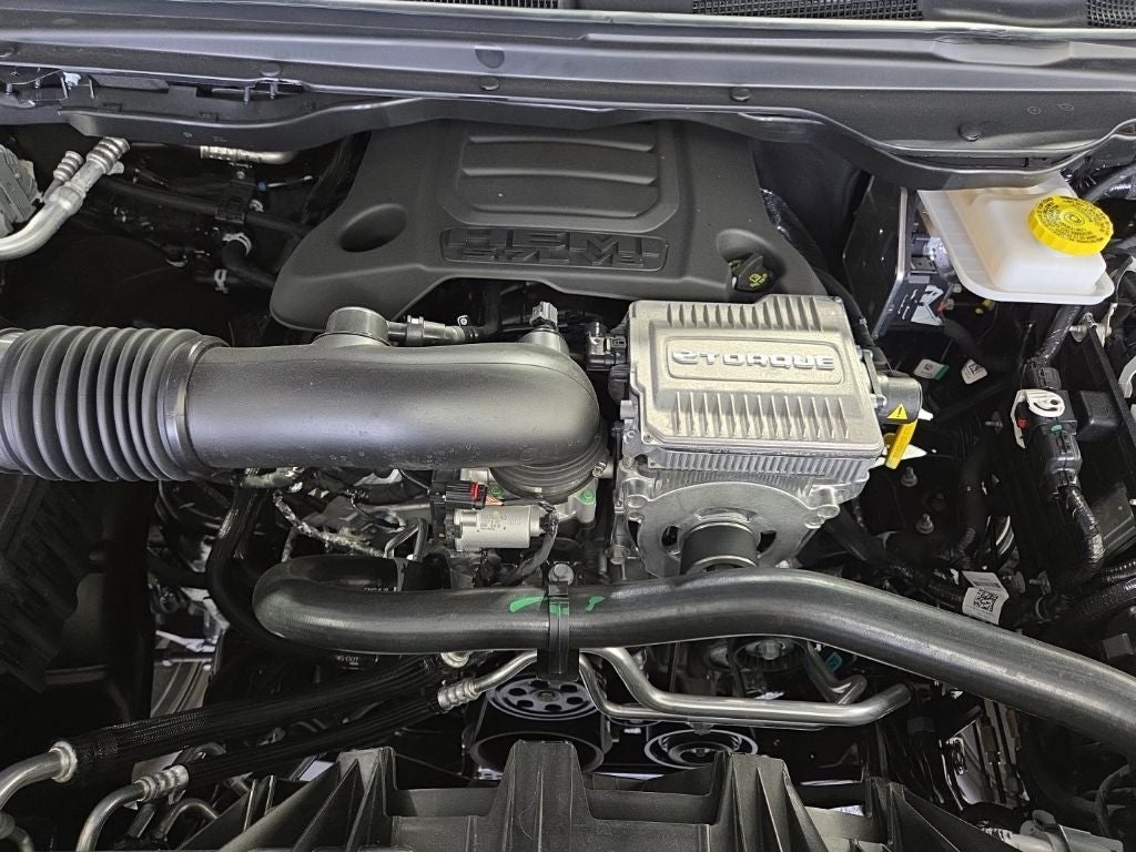 2026 RAM 1500 RAM 1500 LARAMIE CREW CAB 4X4 5'7' BOX