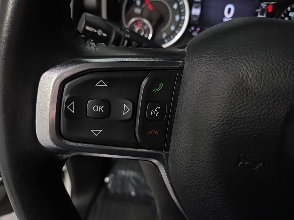 2023 RAM 1500 Laramie Crew Cab 4x4 5'7' Box