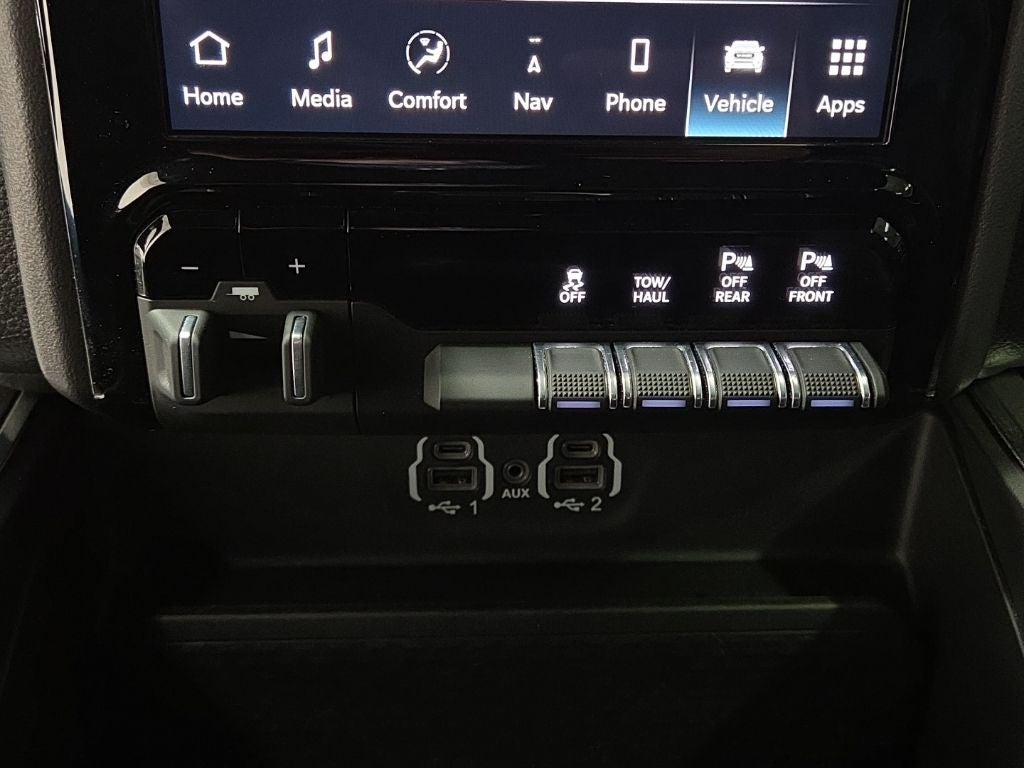 2023 RAM 1500 Laramie Crew Cab 4x4 5'7' Box