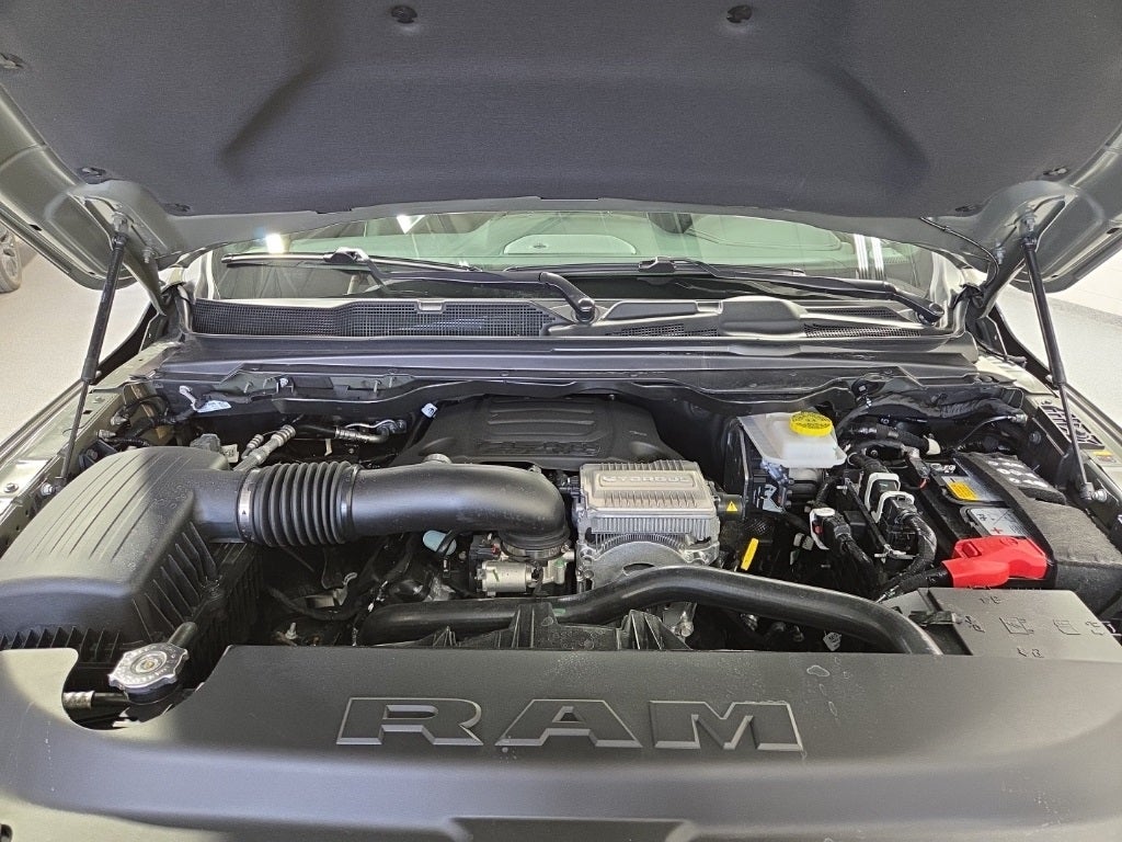 2026 RAM 1500 RAM 1500 LARAMIE CREW CAB 4X4 5'7' BOX