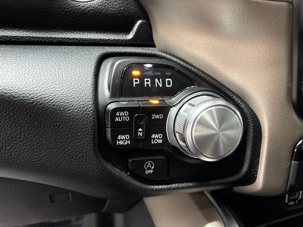 2022 RAM 1500 Laramie Crew Cab 4x4 5'7' Box
