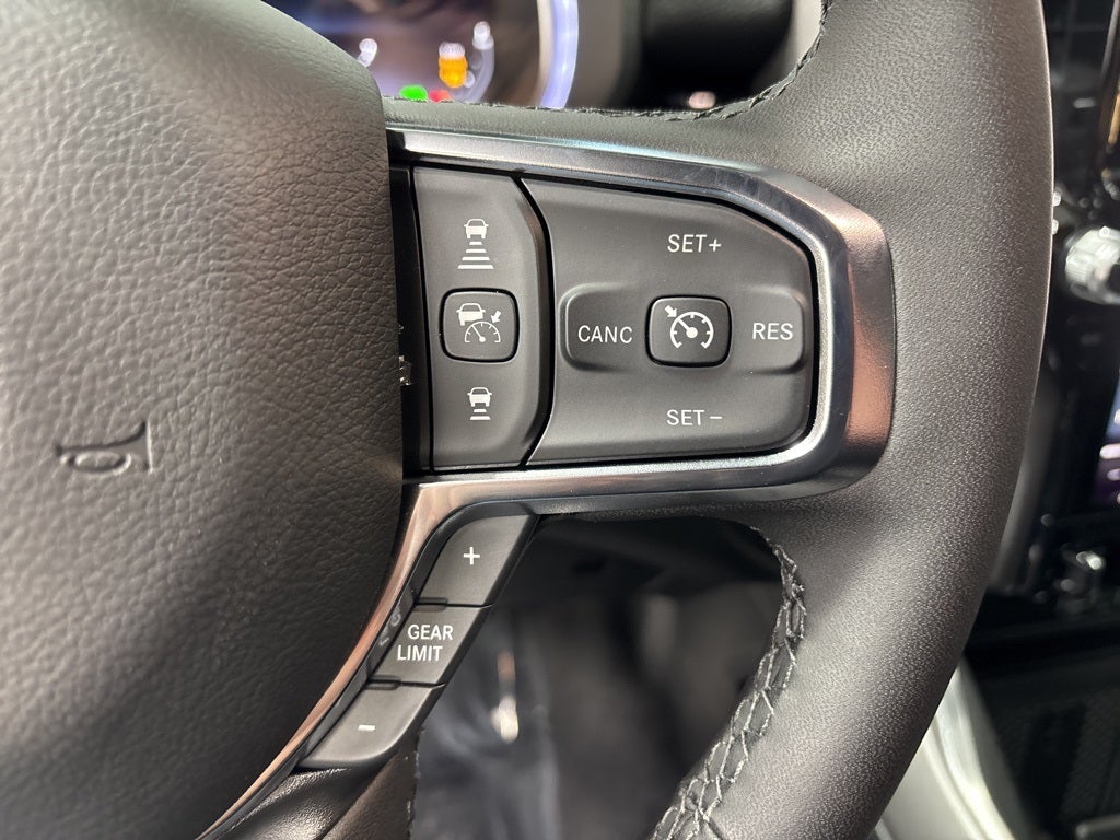 2026 RAM 1500 RAM 1500 LARAMIE CREW CAB 4X4 5'7' BOX