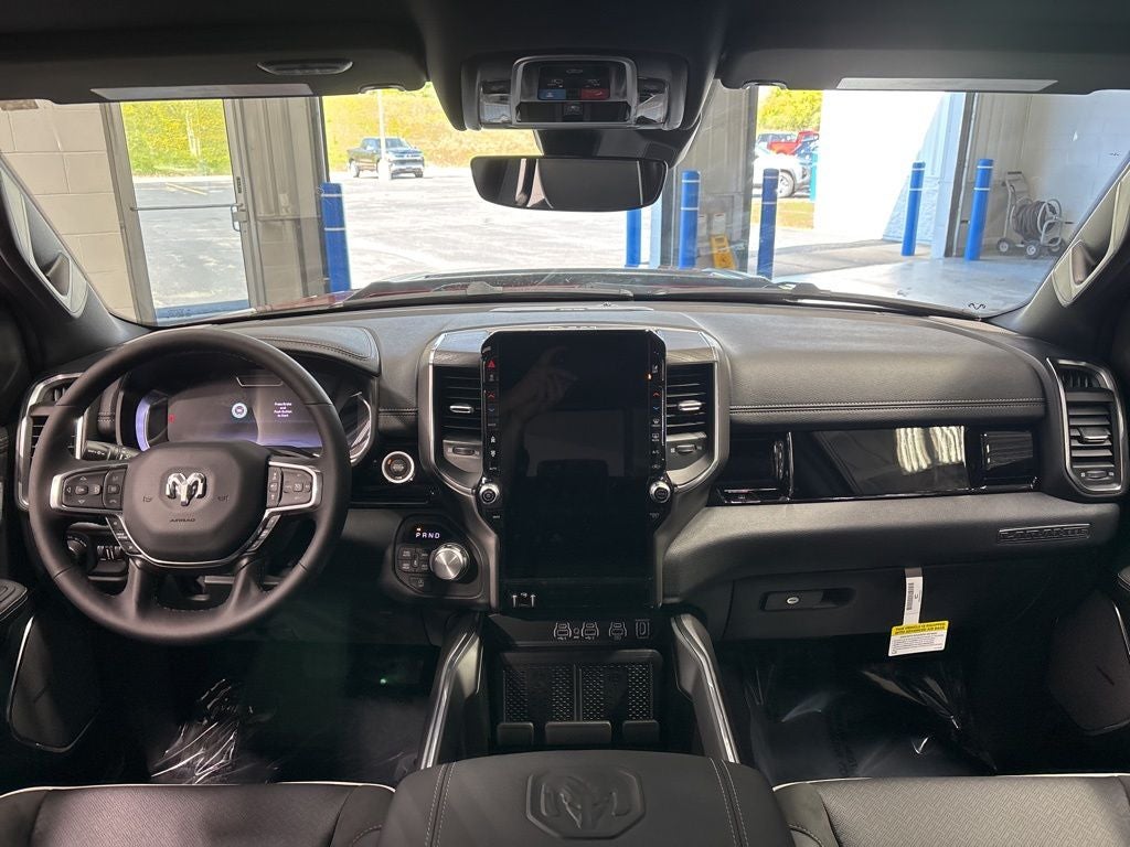2026 RAM 1500 RAM 1500 LARAMIE CREW CAB 4X4 5'7' BOX