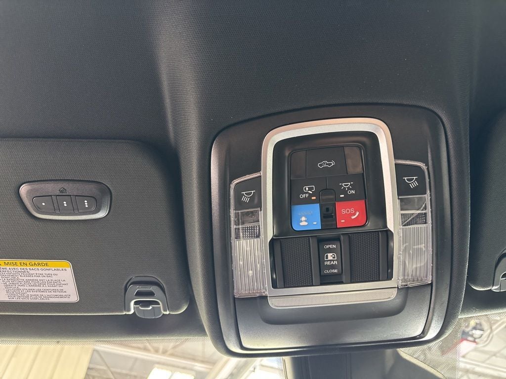 2026 RAM 1500 RAM 1500 LARAMIE CREW CAB 4X4 5'7' BOX
