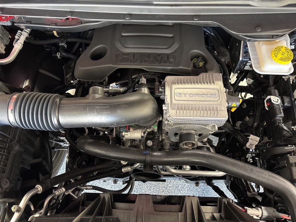 2026 RAM 1500 RAM 1500 LARAMIE CREW CAB 4X4 5'7' BOX