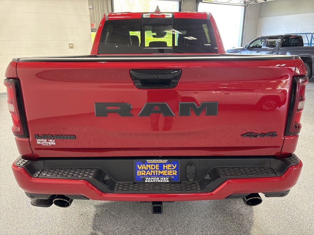 2026 RAM 1500 RAM 1500 LARAMIE CREW CAB 4X4 5'7' BOX