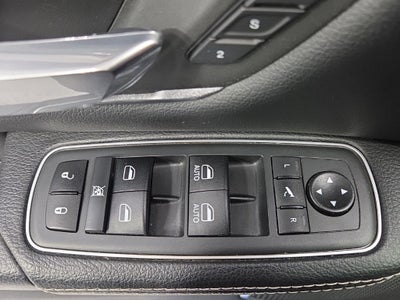 2021 RAM 1500 Laramie Crew Cab 4x4 5'7' Box